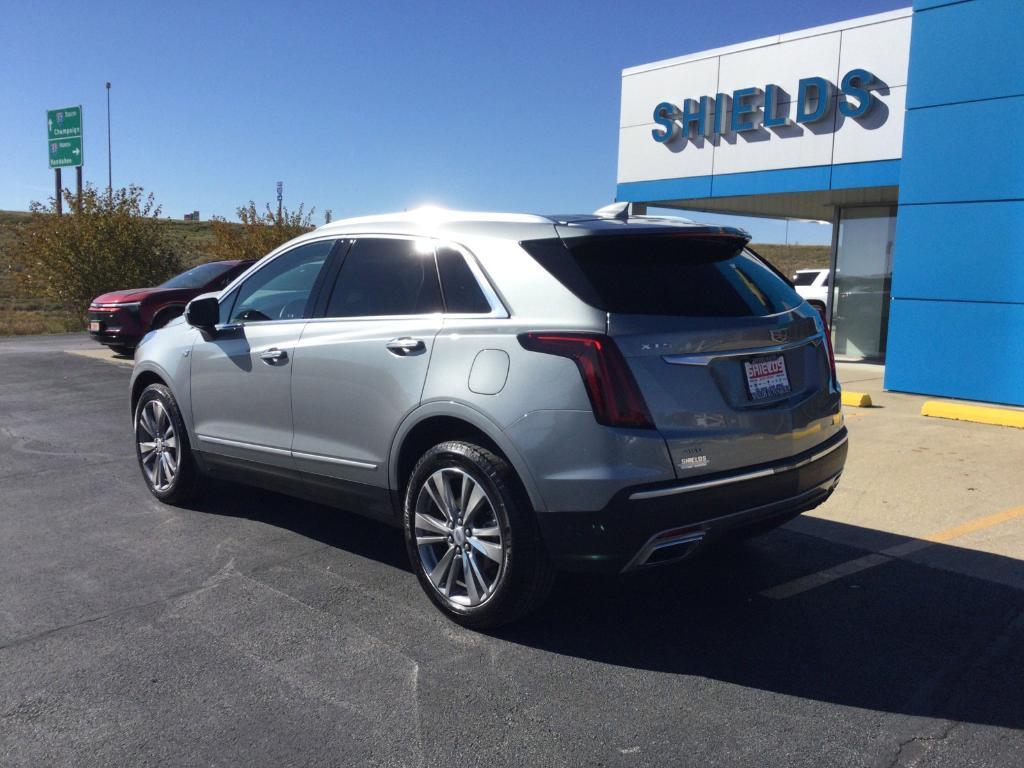 used 2025 Cadillac XT5 car, priced at $43,995