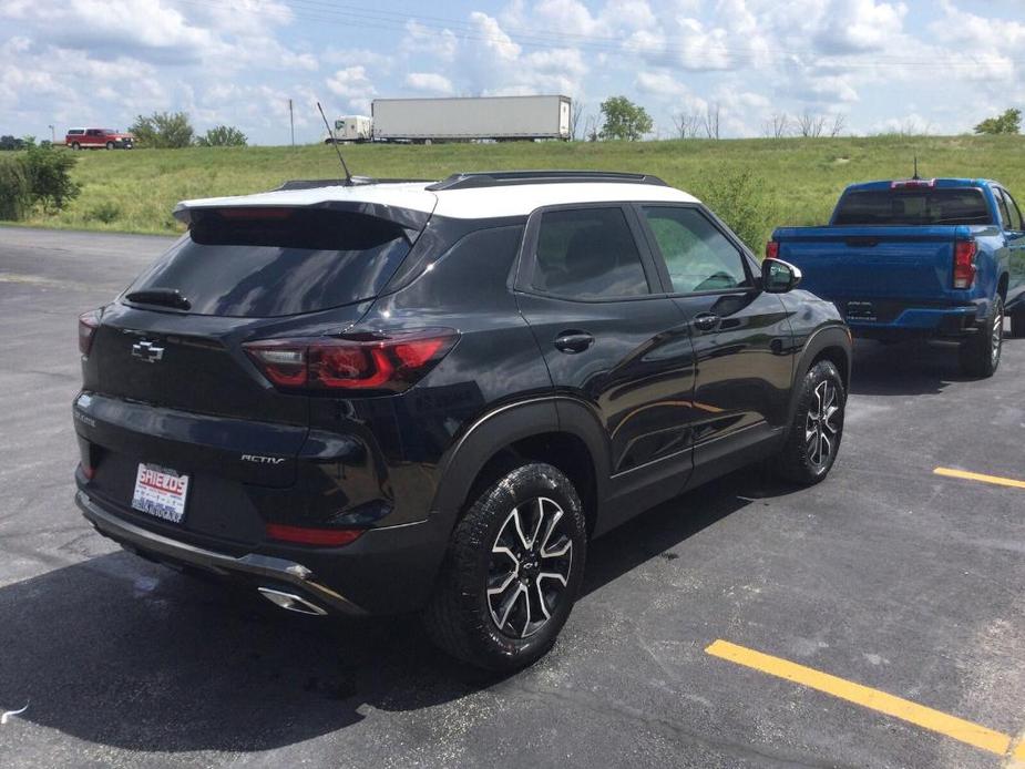 new 2025 Chevrolet TrailBlazer car, priced at $30,280