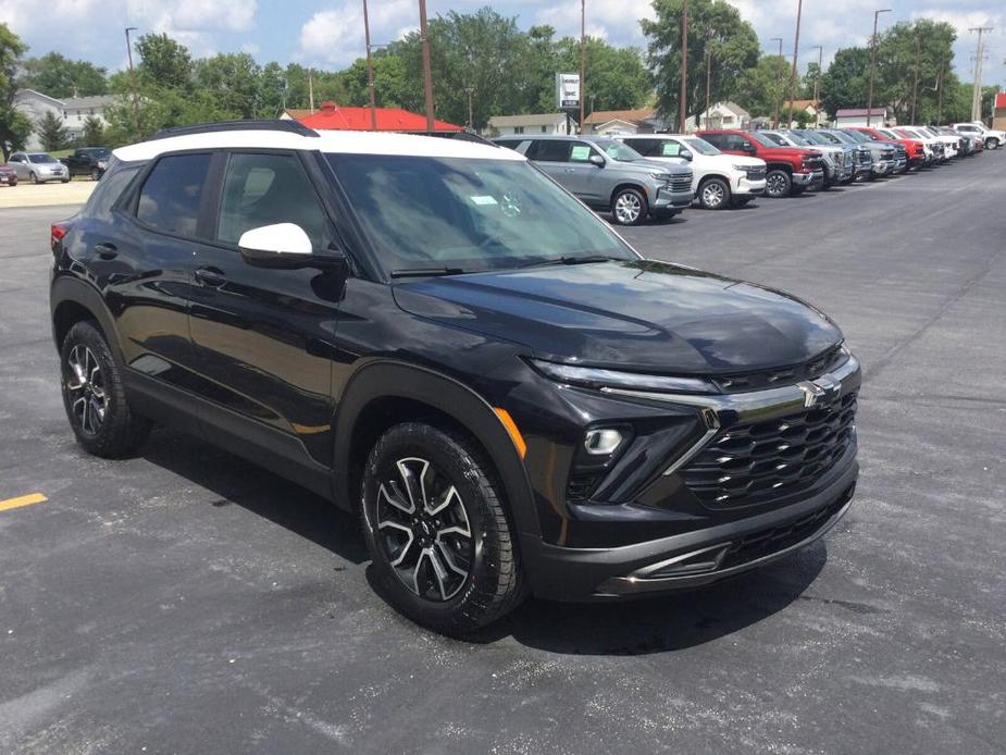 new 2025 Chevrolet TrailBlazer car, priced at $30,280