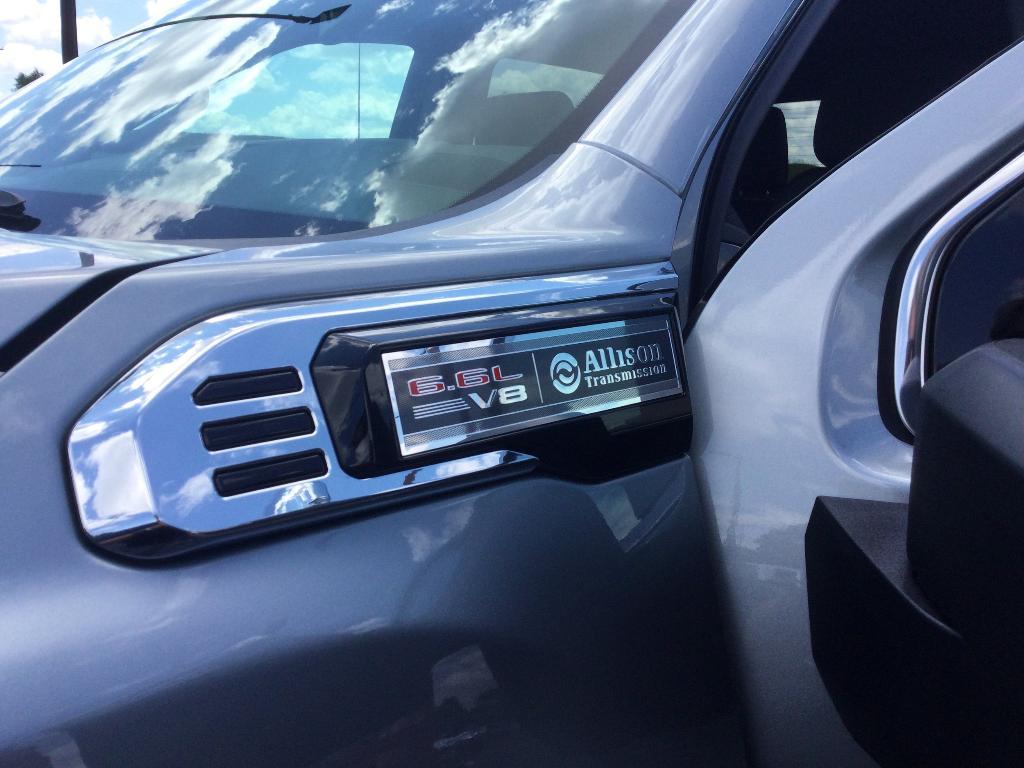 new 2025 GMC Sierra 2500 car, priced at $70,800