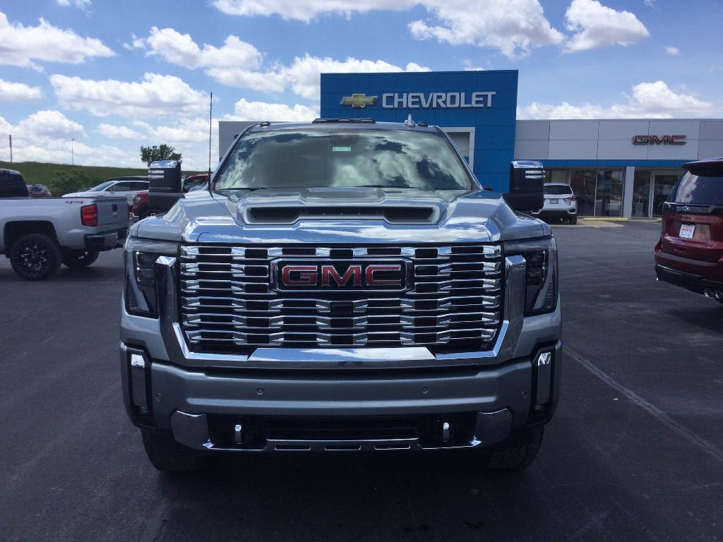new 2025 GMC Sierra 2500 car, priced at $70,800