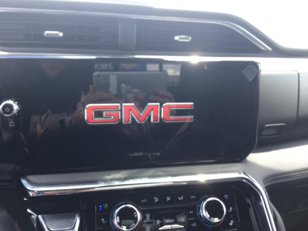 new 2025 GMC Sierra 2500 car, priced at $70,800