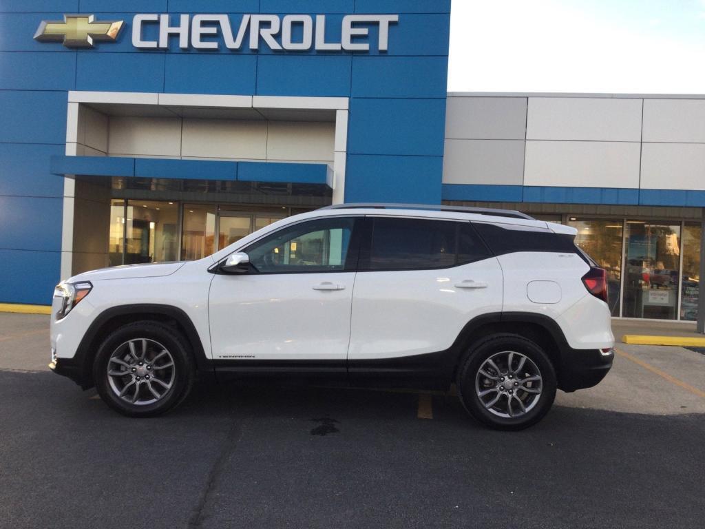 used 2024 GMC Terrain car, priced at $24,995