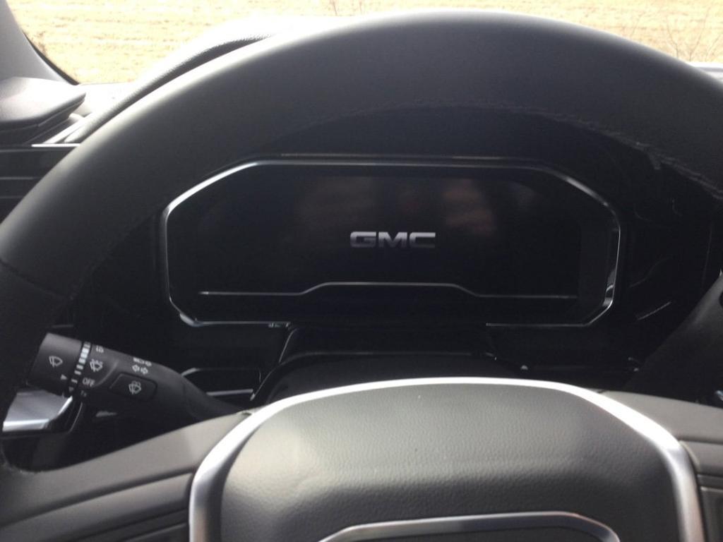 new 2025 GMC Sierra 1500 car, priced at $51,405