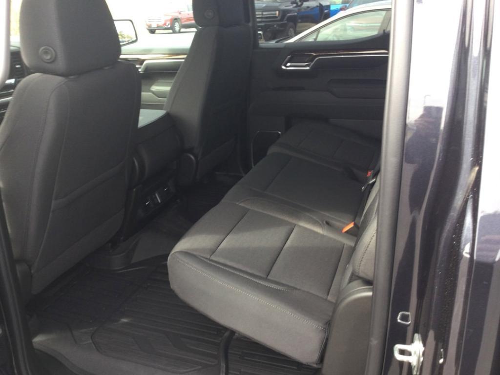 new 2025 GMC Sierra 1500 car, priced at $51,405