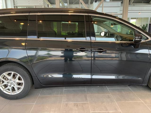 used 2022 Chrysler Pacifica car, priced at $24,241