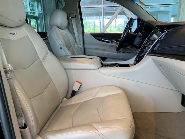 used 2019 Cadillac Escalade ESV car, priced at $39,997