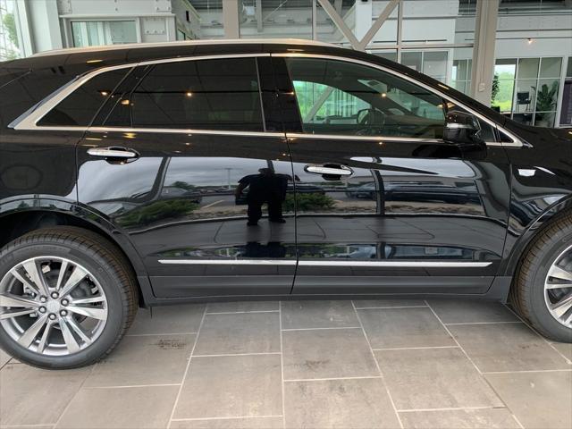 new 2024 Cadillac XT5 car, priced at $53,215