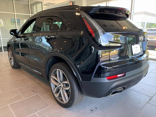 used 2022 Cadillac XT4 car, priced at $32,999