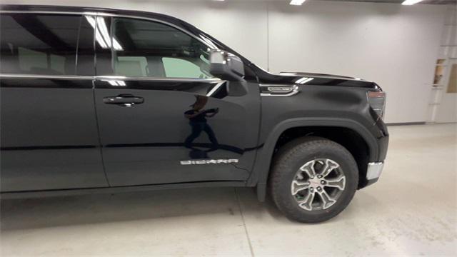 new 2025 GMC Sierra 1500 car, priced at $55,229