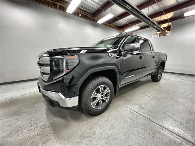 new 2025 GMC Sierra 1500 car, priced at $55,229