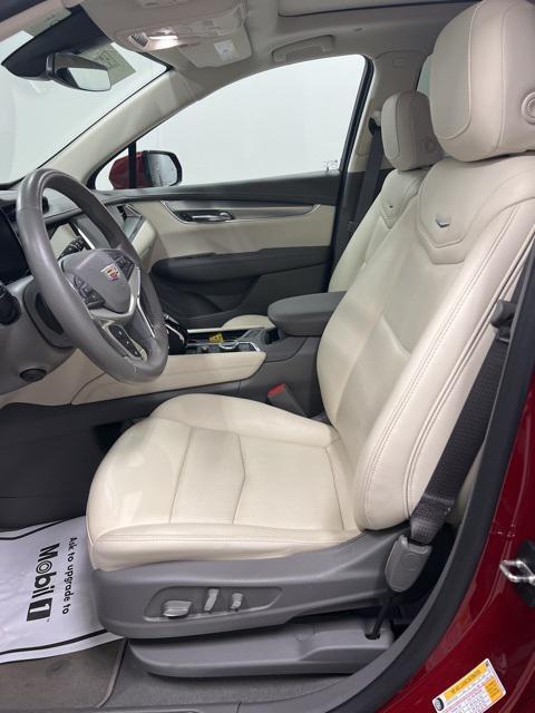 used 2022 Cadillac XT5 car, priced at $33,990