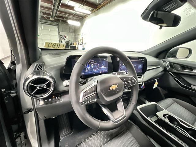 new 2025 Chevrolet Equinox car, priced at $30,936