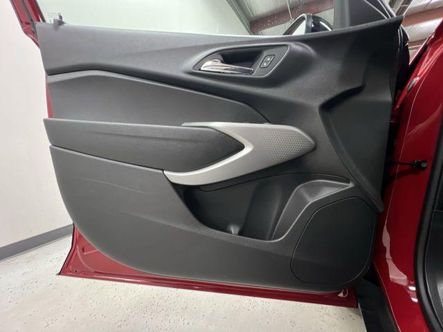 new 2026 Chevrolet Trax car, priced at $25,185