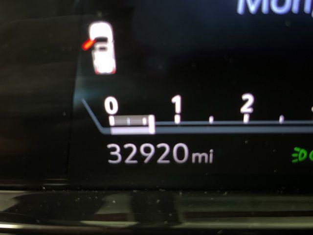 used 2024 Cadillac Escalade car, priced at $76,899