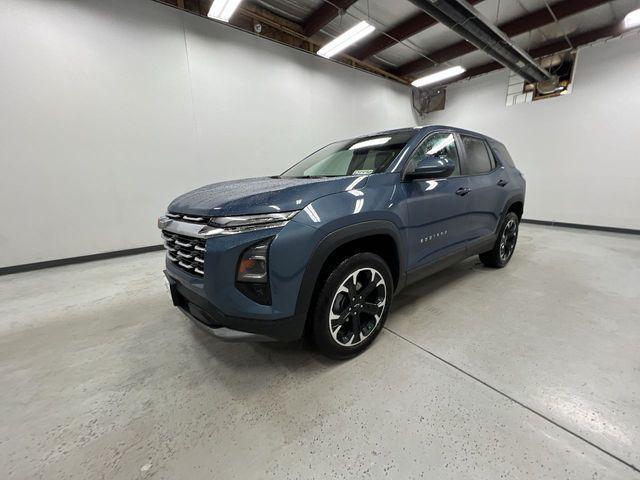 new 2025 Chevrolet Equinox car, priced at $30,318