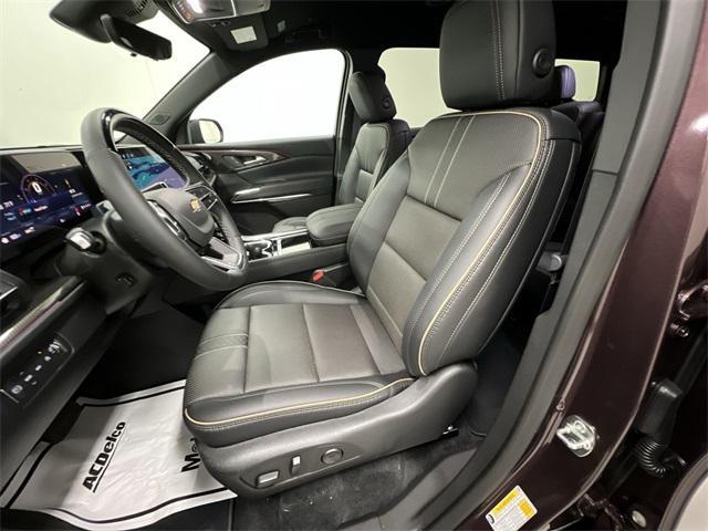 new 2025 Chevrolet Traverse car