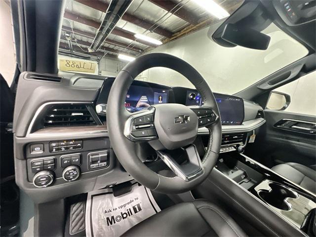 new 2025 Chevrolet Suburban car