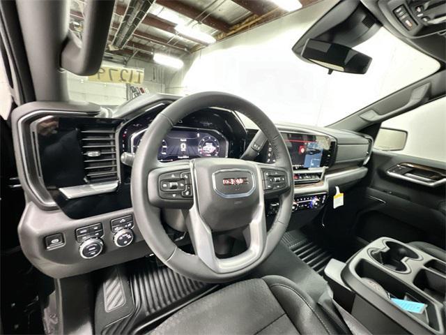 new 2025 GMC Sierra 1500 car, priced at $53,072