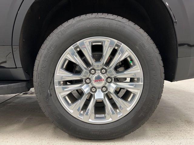 used 2024 GMC Yukon car, priced at $69,990