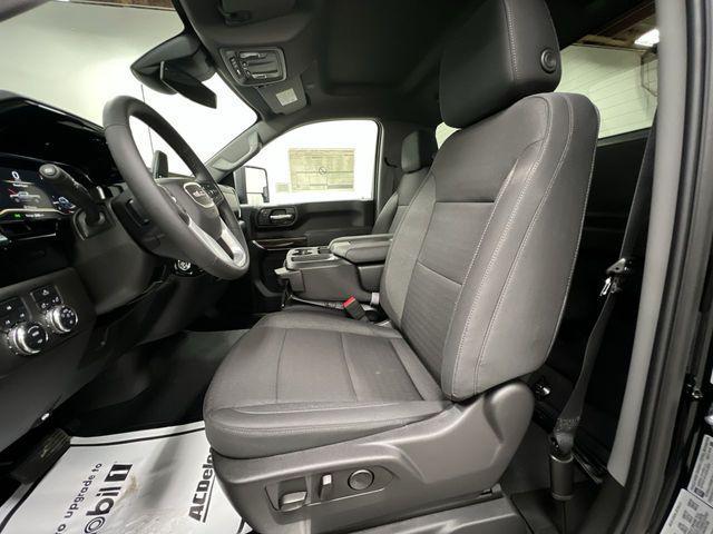 new 2025 GMC Sierra 2500 car, priced at $55,166