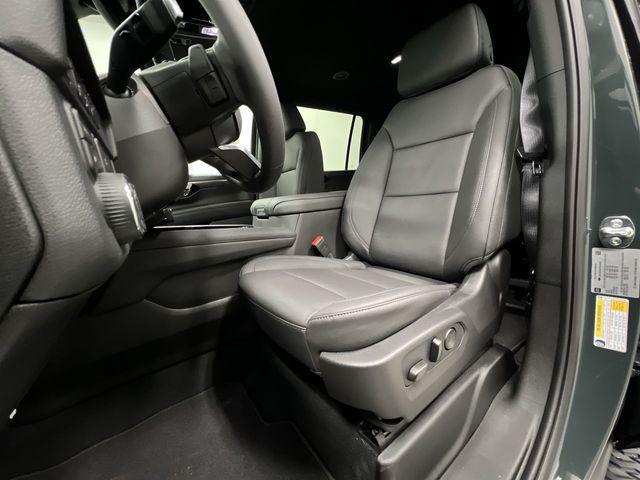 new 2026 Chevrolet Suburban car, priced at $75,189