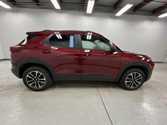 used 2024 Chevrolet TrailBlazer car, priced at $23,191