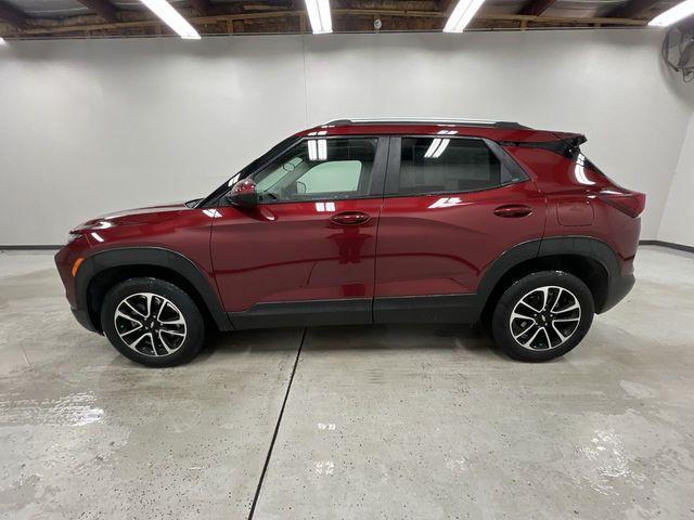 used 2025 Chevrolet TrailBlazer car, priced at $23,990
