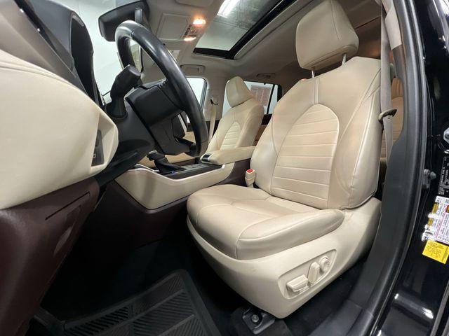 used 2021 Toyota Highlander car, priced at $31,990