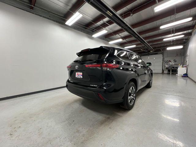 used 2021 Toyota Highlander car, priced at $31,990