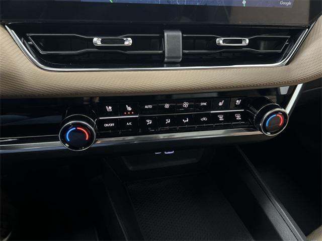 new 2025 Chevrolet Equinox car, priced at $38,373