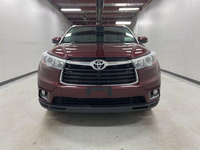 used 2014 Toyota Highlander car, priced at $15,890
