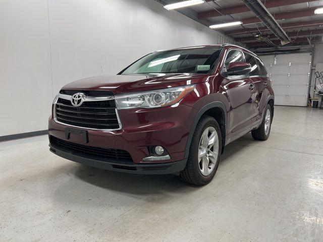 used 2014 Toyota Highlander car, priced at $15,890