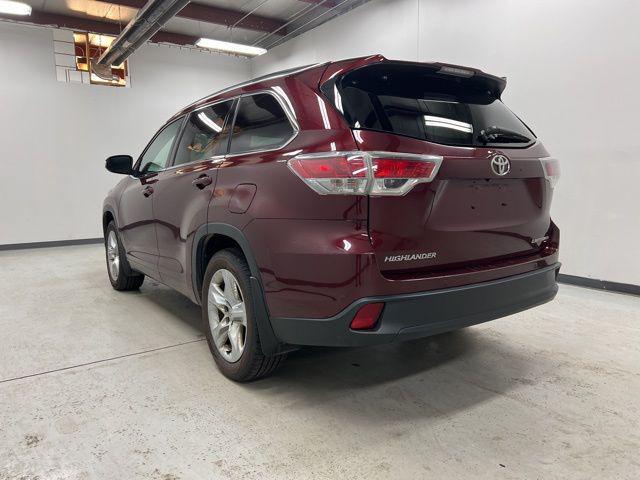 used 2014 Toyota Highlander car, priced at $15,890