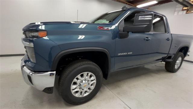 new 2025 Chevrolet Silverado 3500 car, priced at $69,065