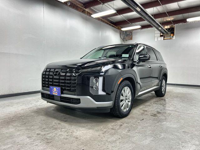 used 2024 Hyundai Palisade car, priced at $30,292