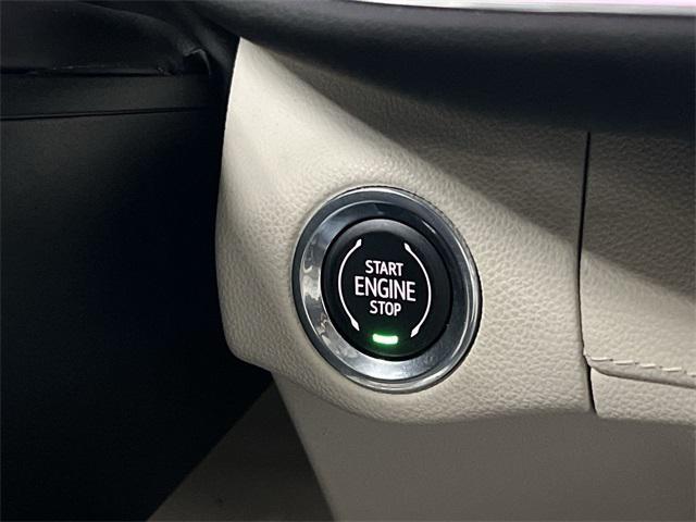 used 2022 Buick Envision car, priced at $31,892