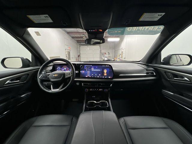 used 2025 Chevrolet Traverse car, priced at $38,994