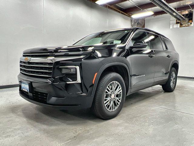 used 2025 Chevrolet Traverse car, priced at $38,994