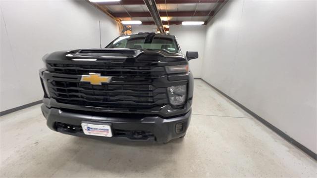 new 2025 Chevrolet Silverado 2500 car, priced at $49,385
