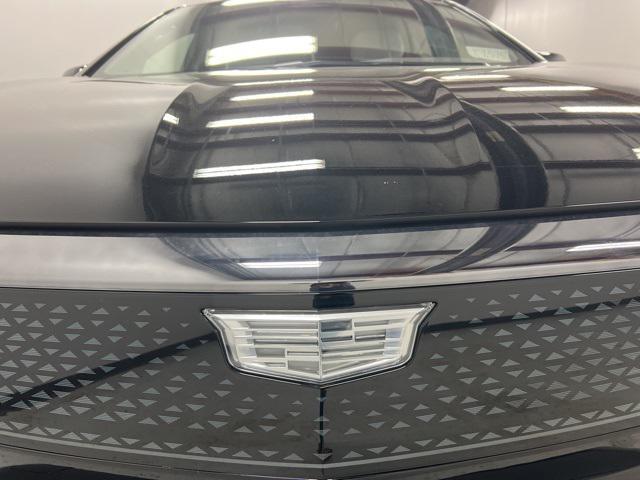 new 2025 Cadillac OPTIQ car, priced at $57,090
