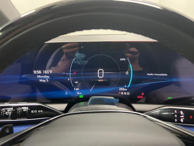 new 2025 Cadillac OPTIQ car, priced at $57,090