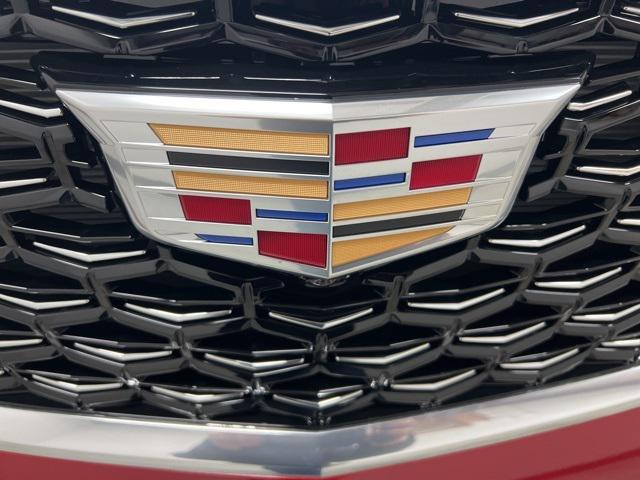 new 2025 Cadillac XT4 car, priced at $50,290