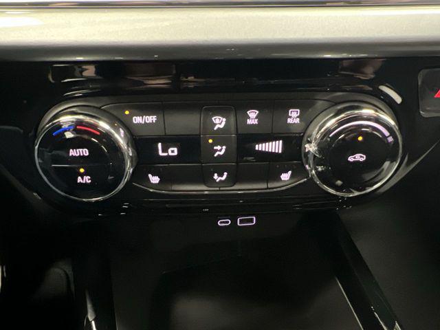 new 2025 Chevrolet Trax car