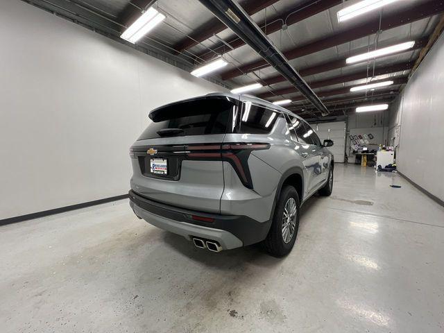 used 2025 Chevrolet Traverse car, priced at $41,990