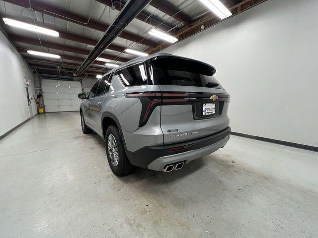 used 2025 Chevrolet Traverse car, priced at $41,990