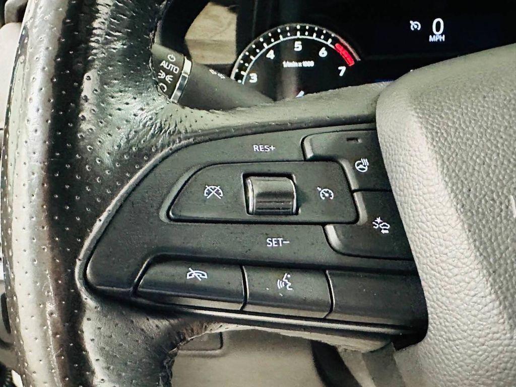 used 2019 Cadillac XT4 car, priced at $20,255