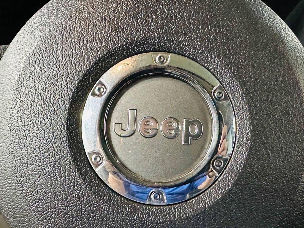 used 2007 Jeep Commander car, priced at $4,884