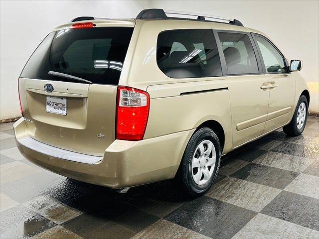 used 2007 Kia Sedona car, priced at $5,855
