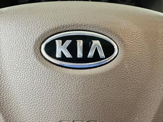 used 2007 Kia Sedona car, priced at $5,855